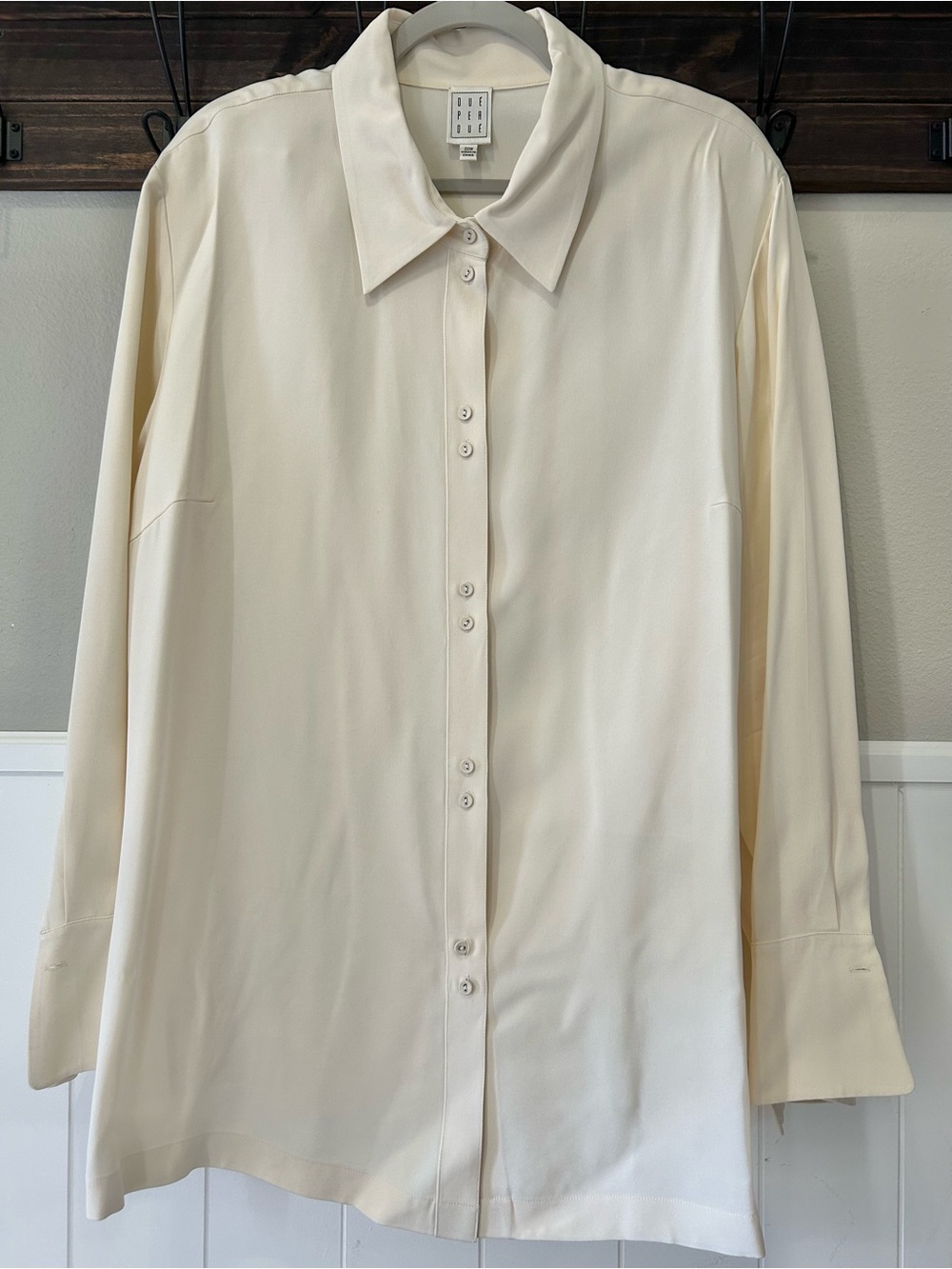 100% Silk Due Per Due Vintage Designer Ivory Double Button Collared Blouse Plus